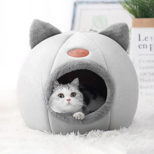Cueva Cozy: Cama Elegante de Invierno para Mascotas